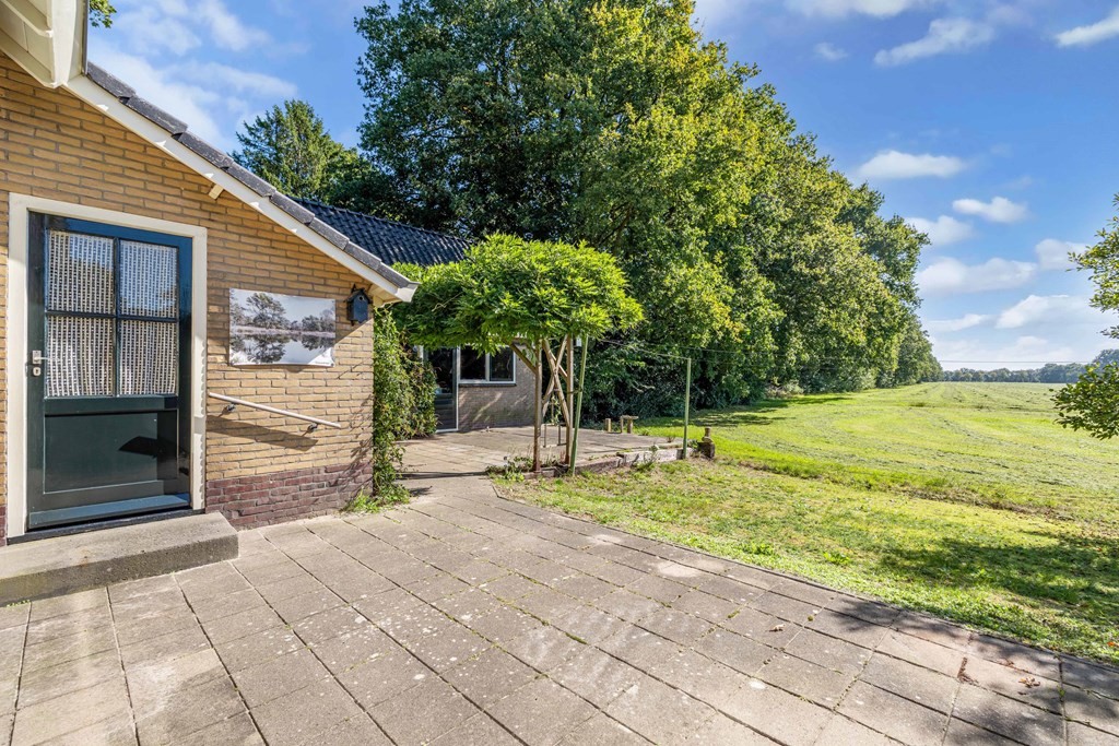 Vrijstaande woning te koop: Binnenwei 52, Hemrik