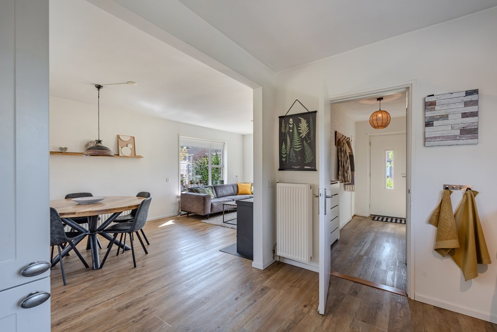 Vrijstaande woning te koop: P W Janssenweg 18, Jubbega