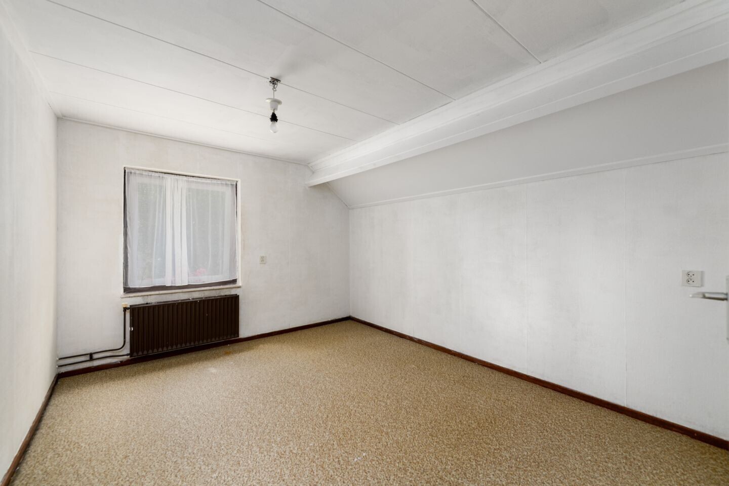 Vrijstaande woning te koop: Pastorielaan 1, Nieuwehorne