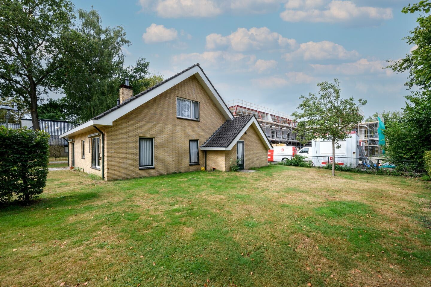 Vrijstaande woning te koop: Pastorielaan 1, Nieuwehorne