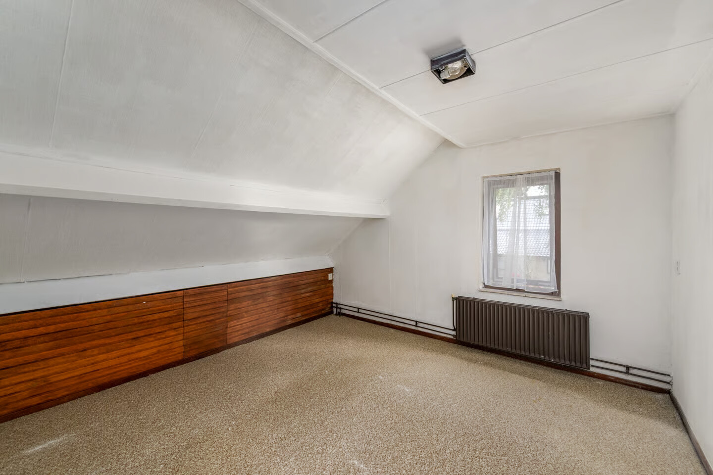 Vrijstaande woning te koop: Pastorielaan 1, Nieuwehorne