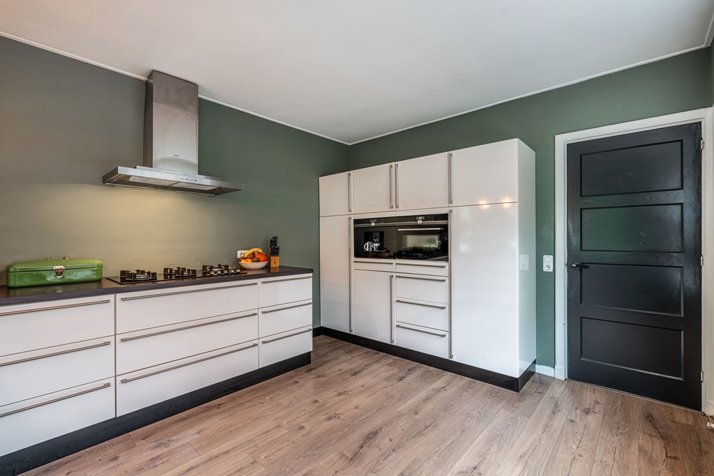 Vrijstaande woning te koop: Molenhoek 26, Oldeberkoop