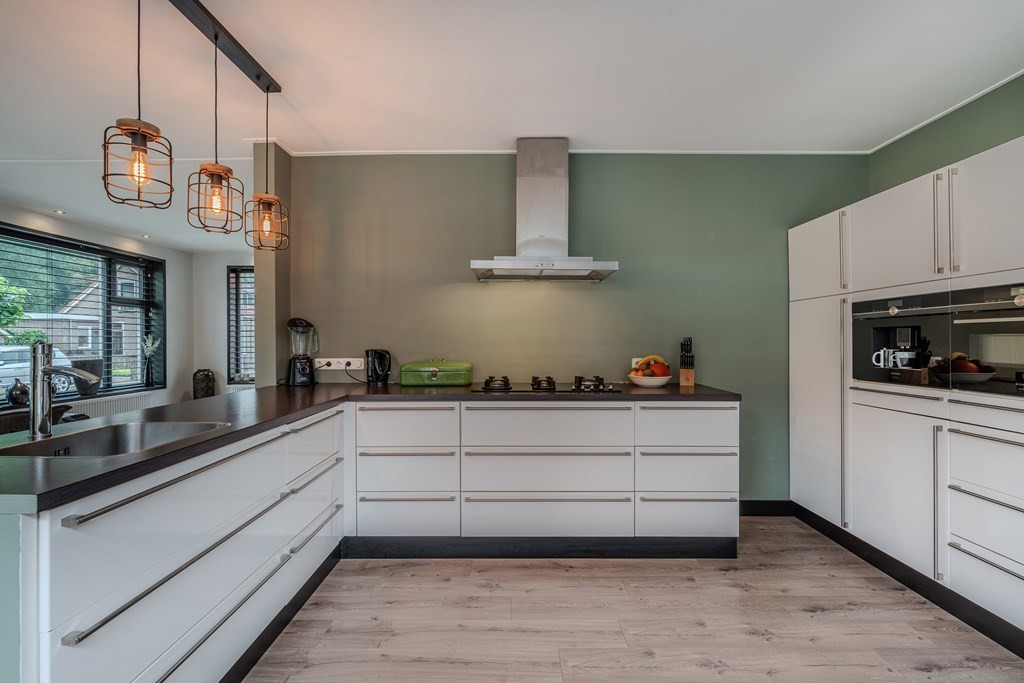 Vrijstaande woning te koop: Molenhoek 26, Oldeberkoop