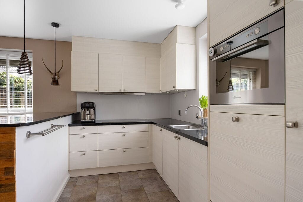 Vrijstaande woning te koop: Hoofdweg 20, Elsloo