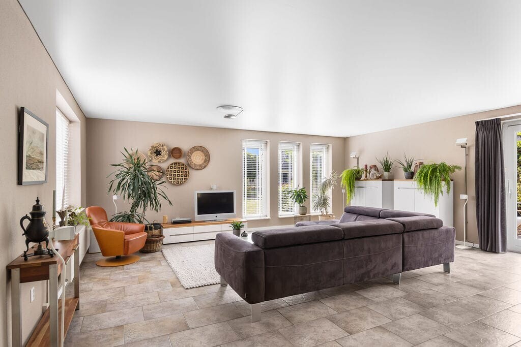 Vrijstaande woning te koop: Hoofdweg 20, Elsloo