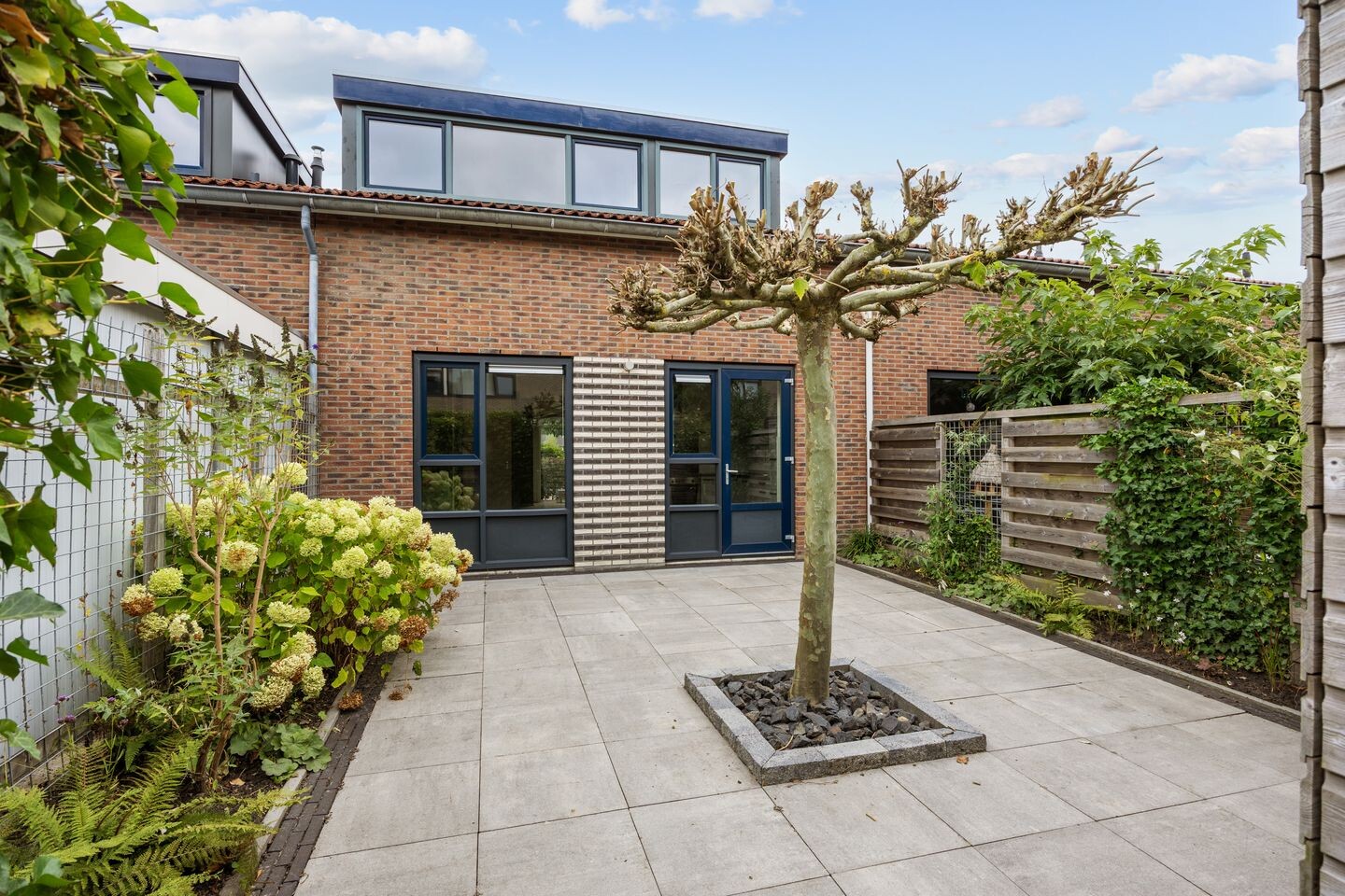 Tussenwoning te koop: Dorprichterstraat 23, Oosterwolde