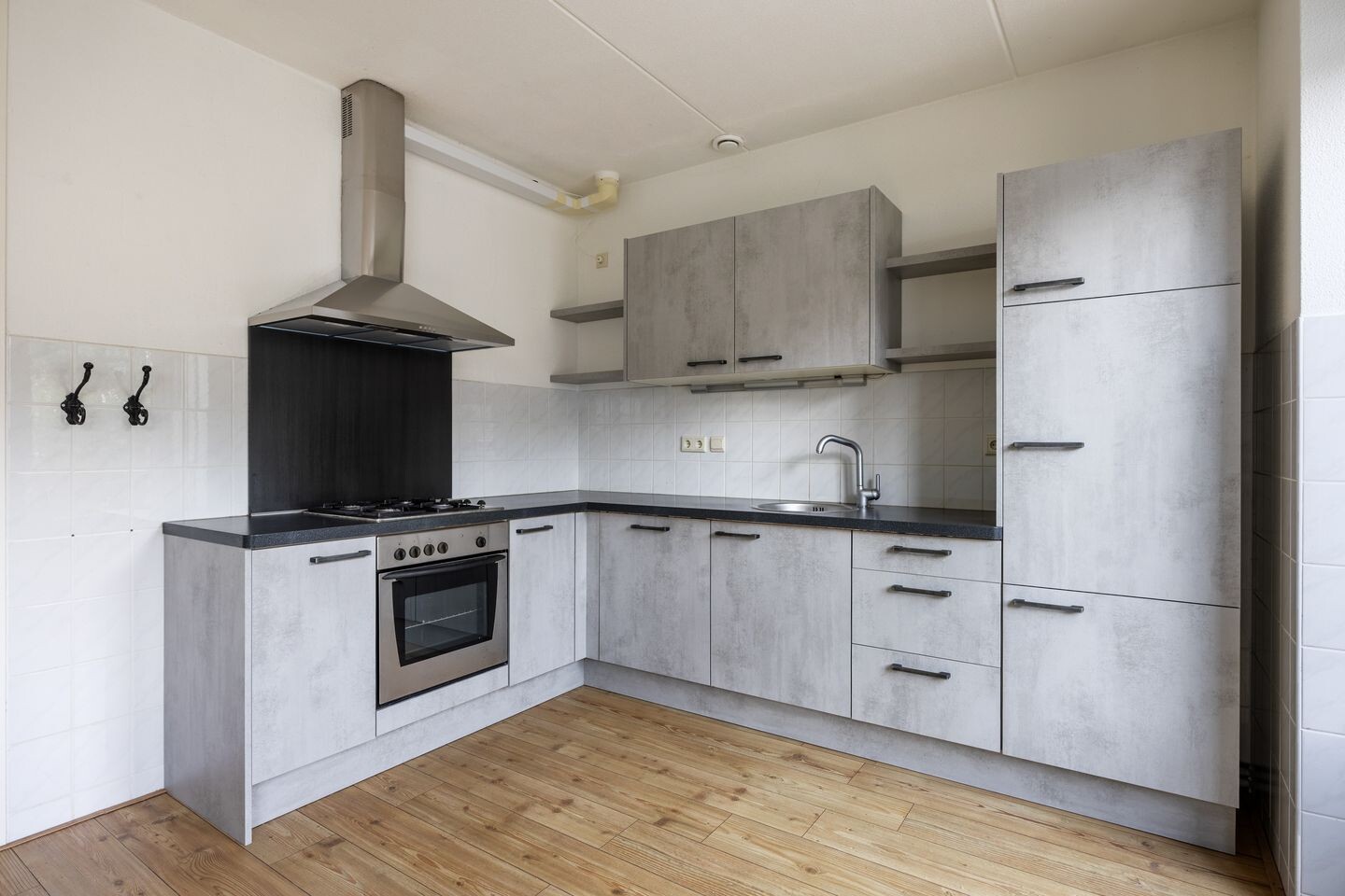 Tussenwoning te koop: Dorprichterstraat 23, Oosterwolde