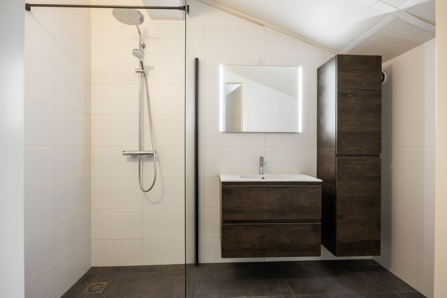 Tussenwoning te koop: Dorprichterstraat 23, Oosterwolde
