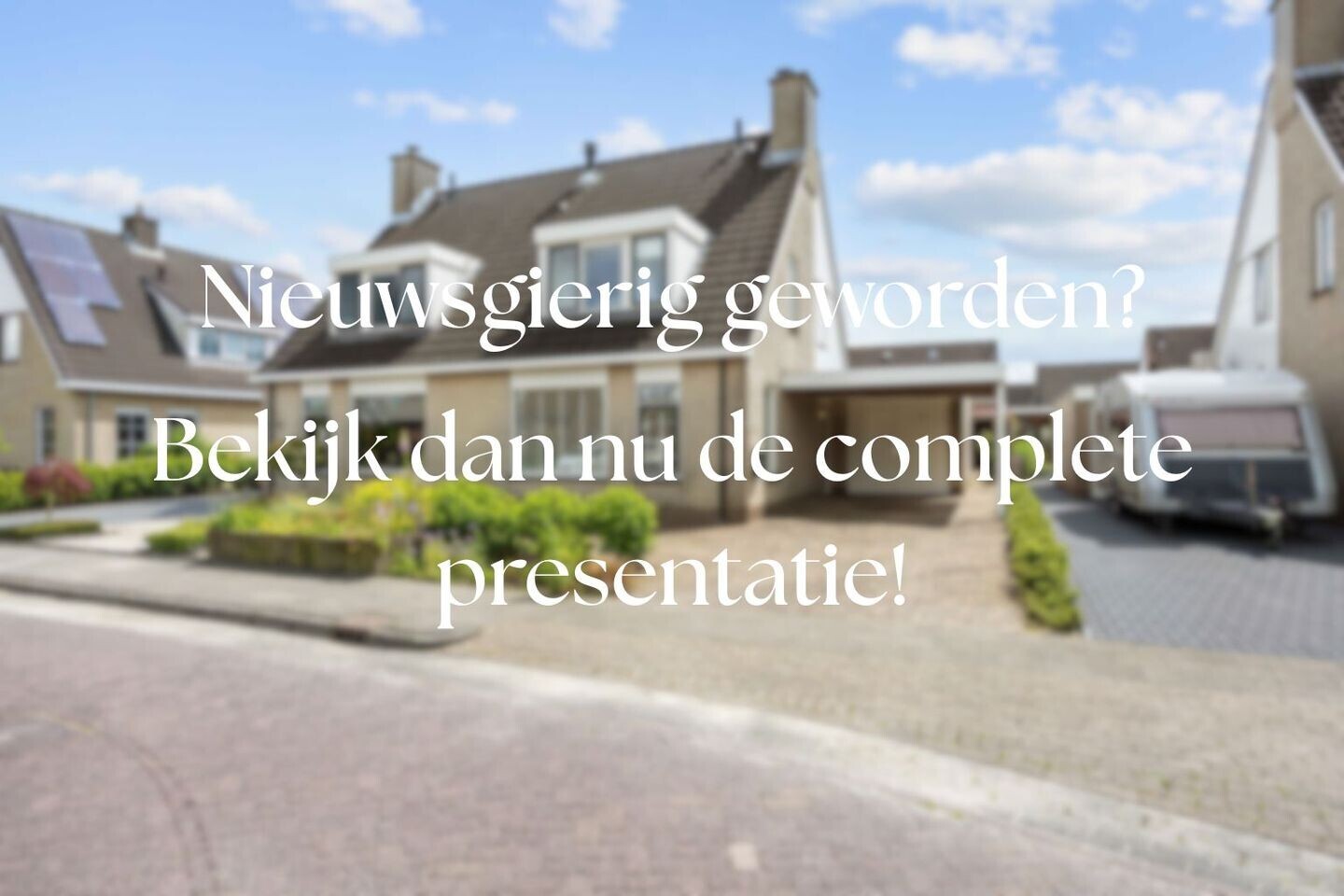 Twee-onder-één-kap te koop: Weidemaad 69, Oosterwolde