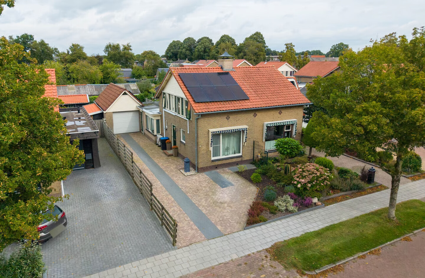 Twee-onder-één-kap te koop: Valckeniersweg 34, Haulerwijk