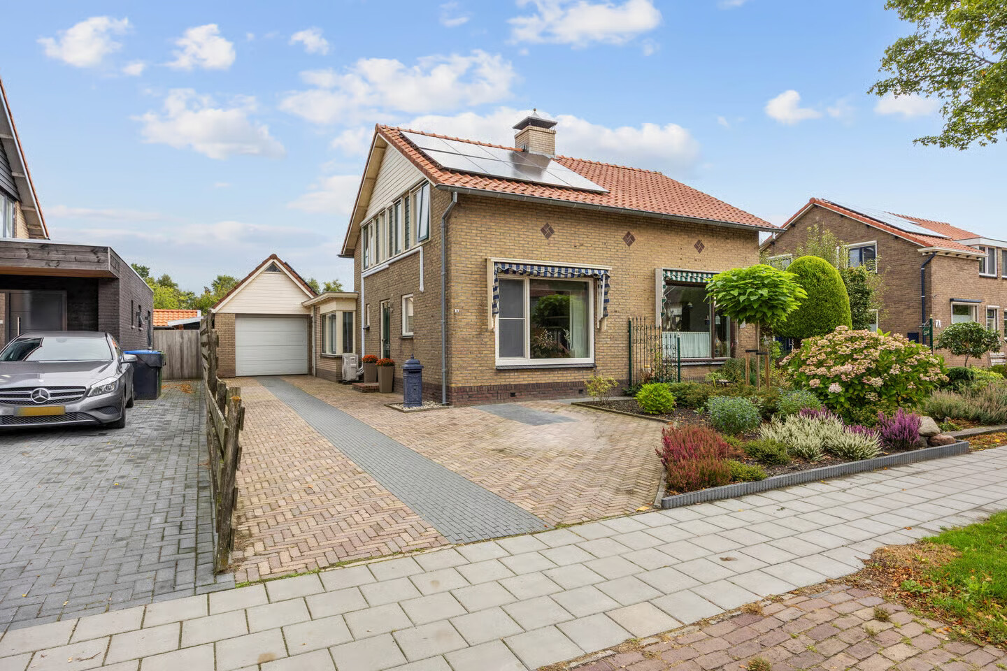 Twee-onder-één-kap te koop: Valckeniersweg 34, Haulerwijk