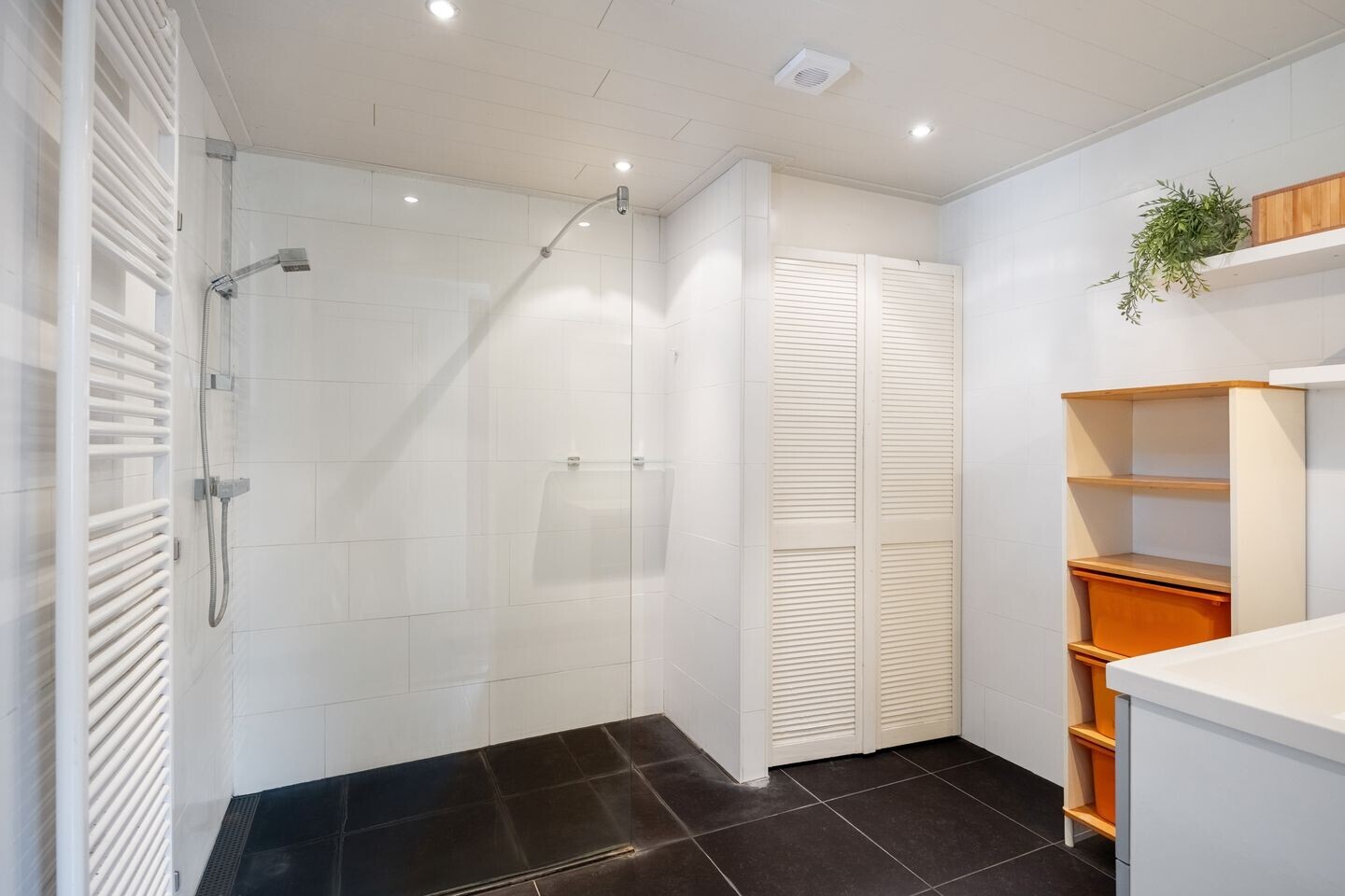 Twee-onder-één-kap te koop: Valckeniersweg 34, Haulerwijk