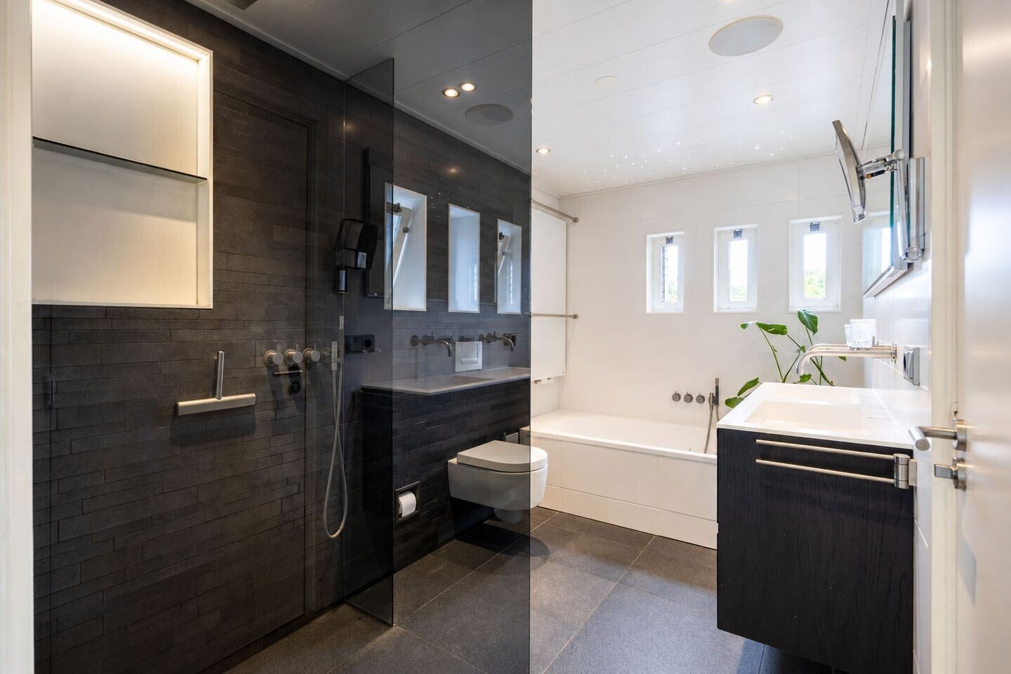 Hoekwoning te koop: Meester van Ekstraat 1, Haulerwijk