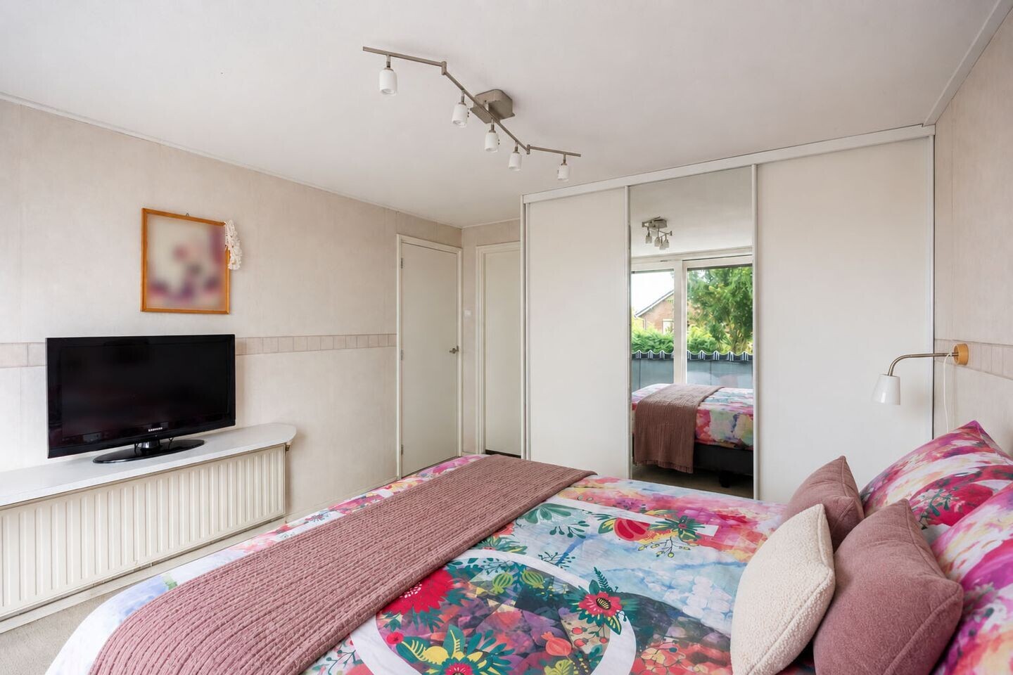 Hoekwoning te koop: Meester van Ekstraat 1, Haulerwijk