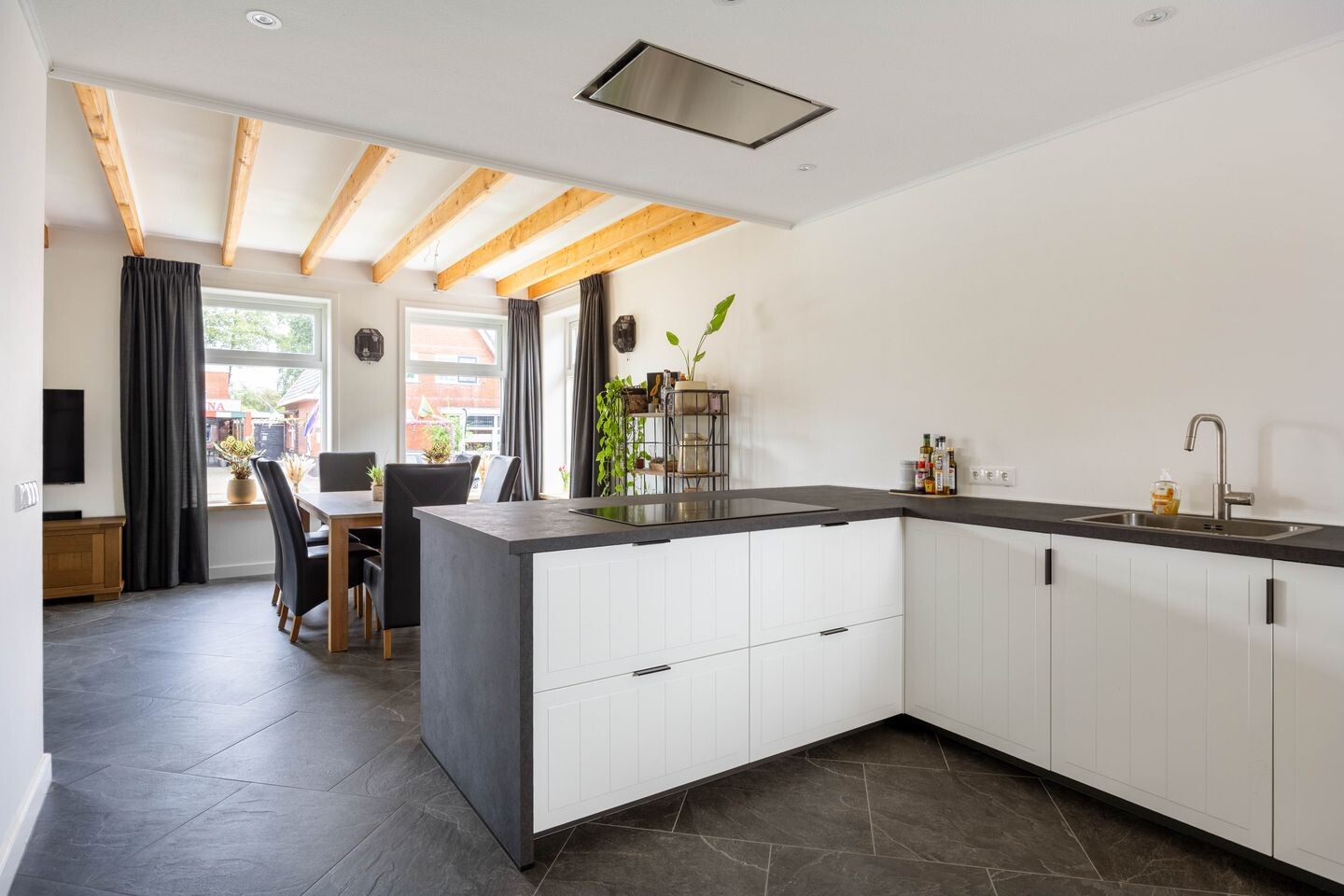 Vrijstaande woning te koop: Leeksterweg 11, Haulerwijk