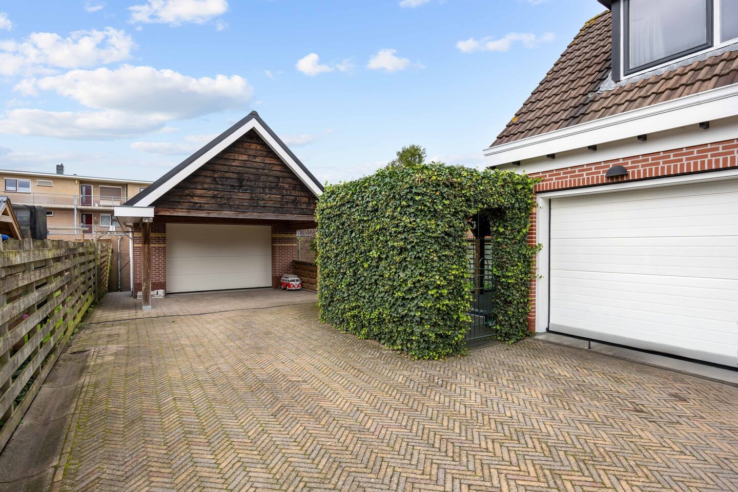 Vrijstaande woning te koop: Leeksterweg 11, Haulerwijk
