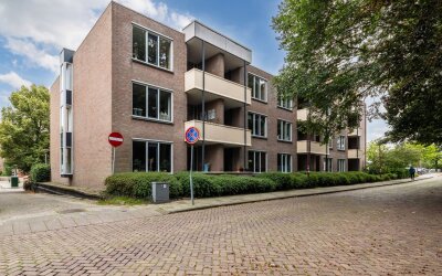 Stationsstraat 13