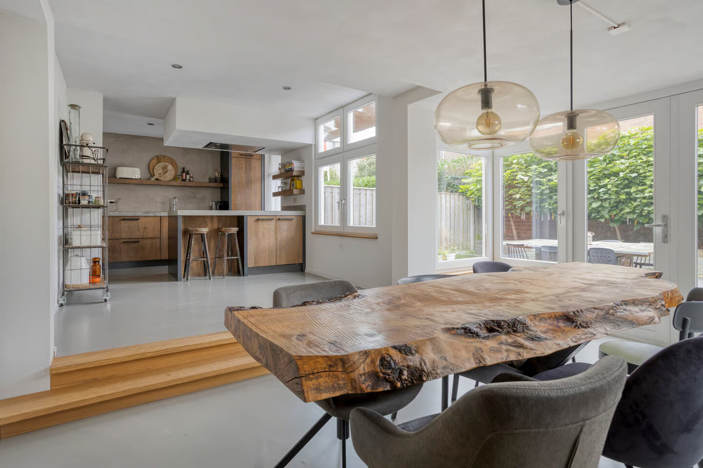 Vrijstaande woning te koop: K R Poststraat 19, Heerenveen