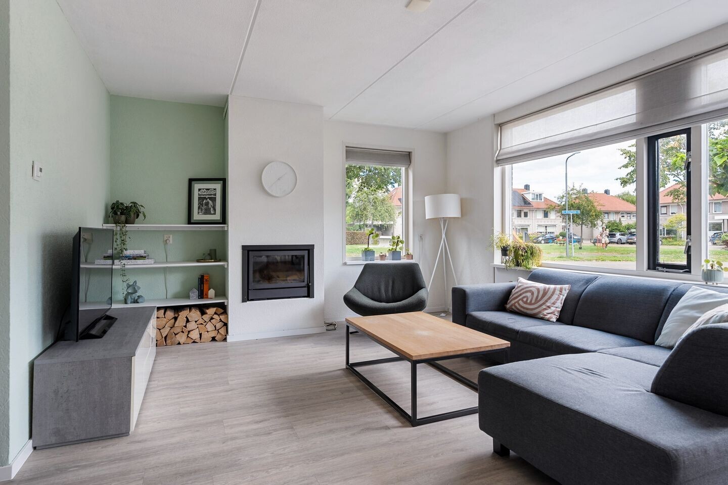 Hoekwoning te koop: Lijsterbeslaan 27, Heerenveen