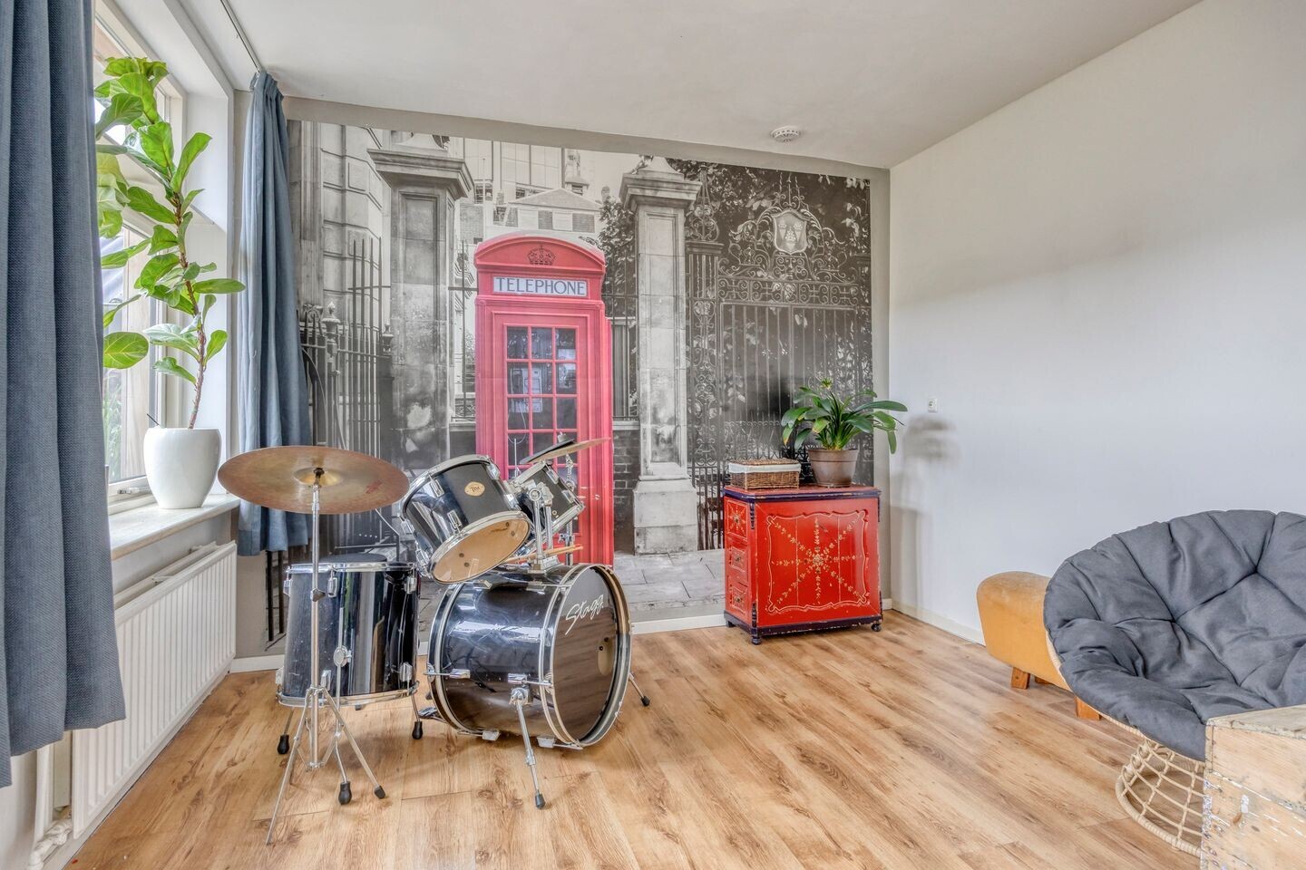 Hoekwoning te koop: Badweg 45, Heerenveen
