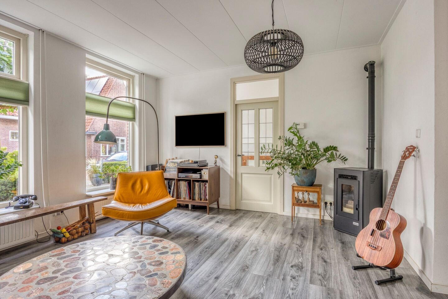 Hoekwoning te koop: Badweg 45, Heerenveen