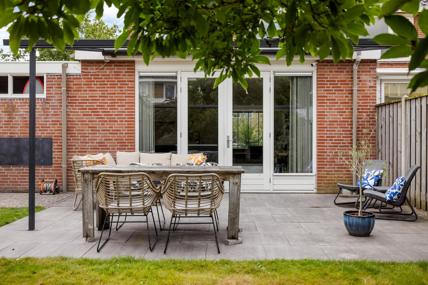 Twee-onder-één-kap te koop: Meineszstraat 3, Heerenveen