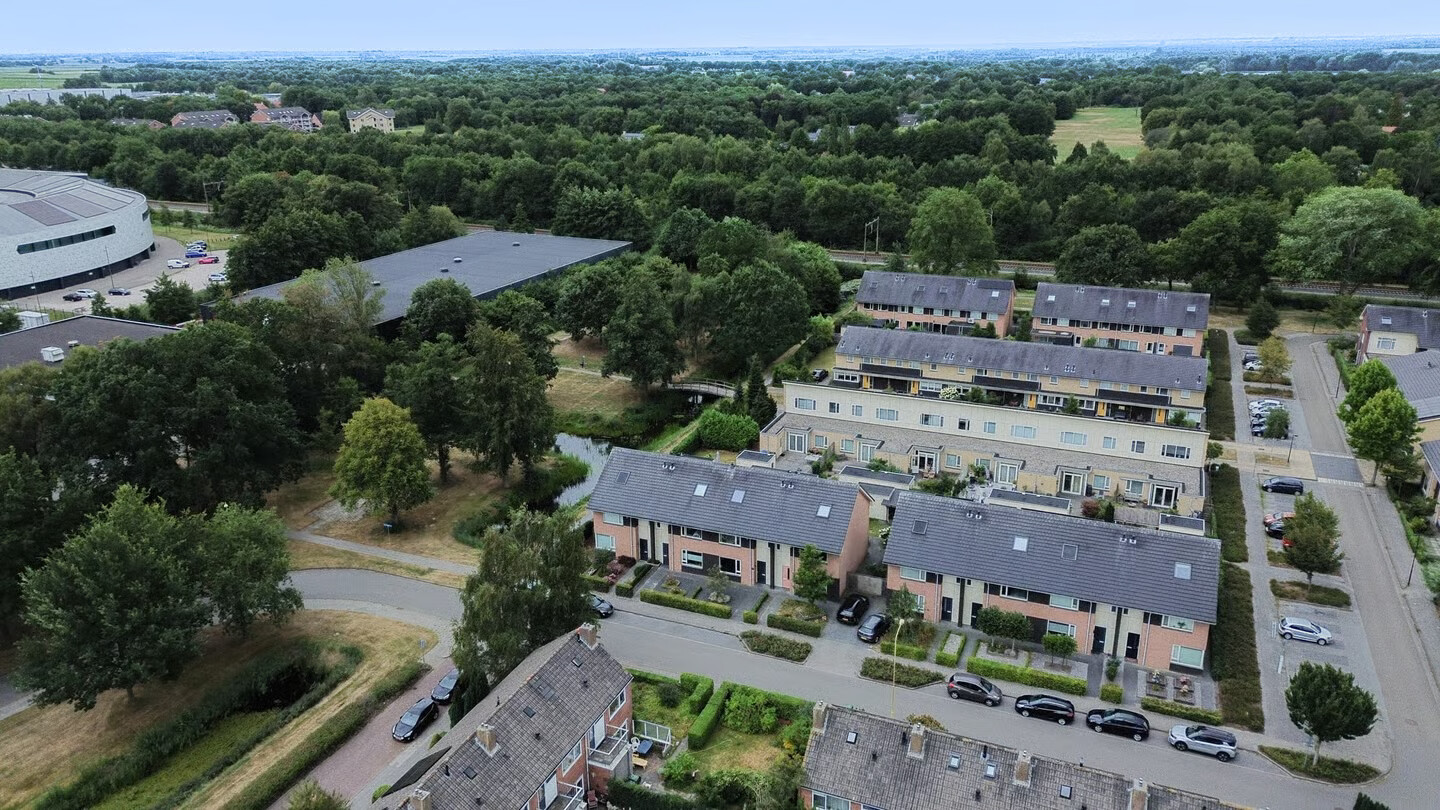 Tussenwoning te koop: Amelandlaan 102, Heerenveen