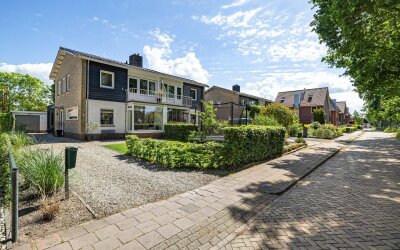 Burgemeester Falkenaweg 221