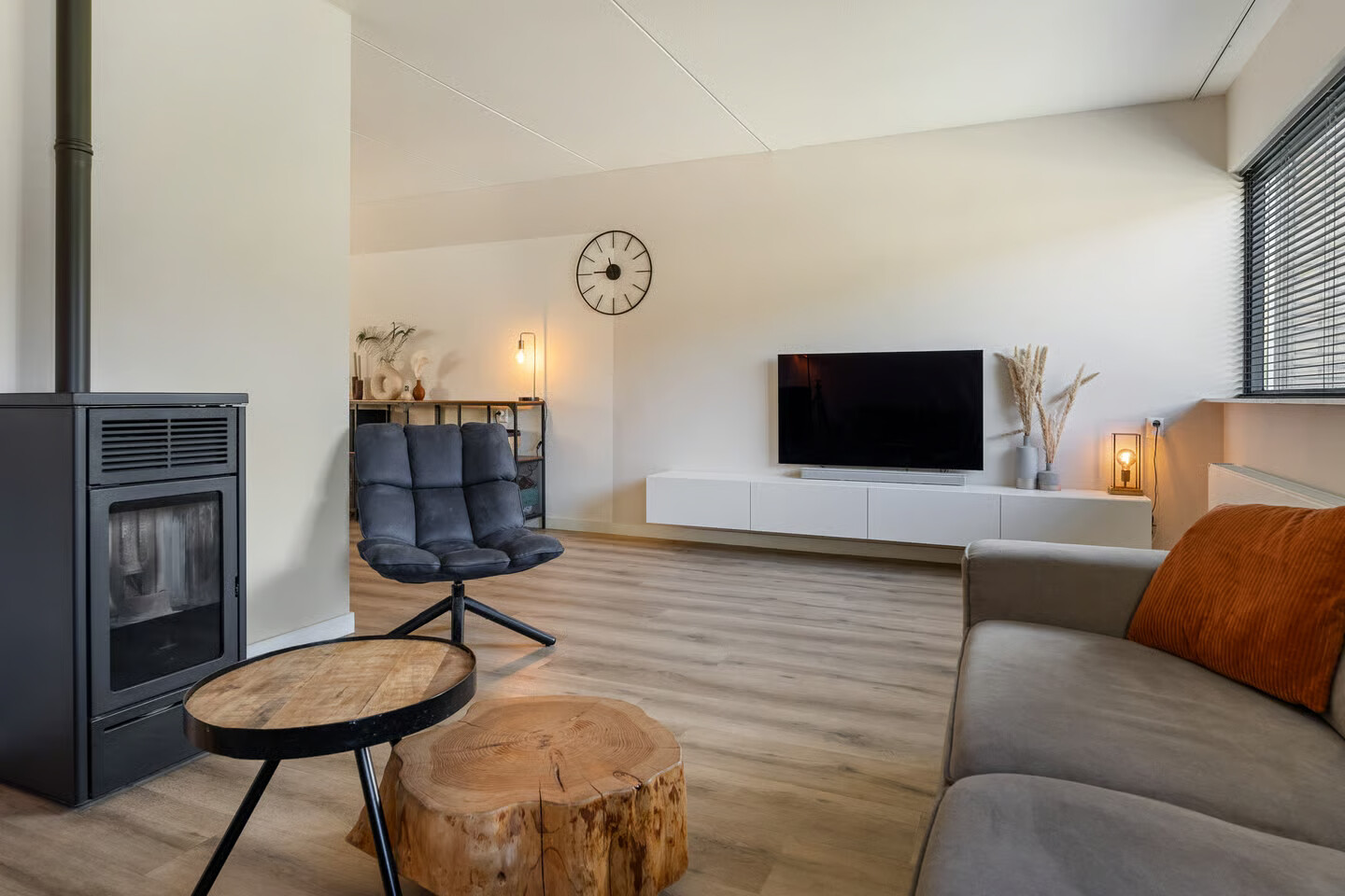 Hoekwoning te koop: Eendenkooi 16, Heerenveen