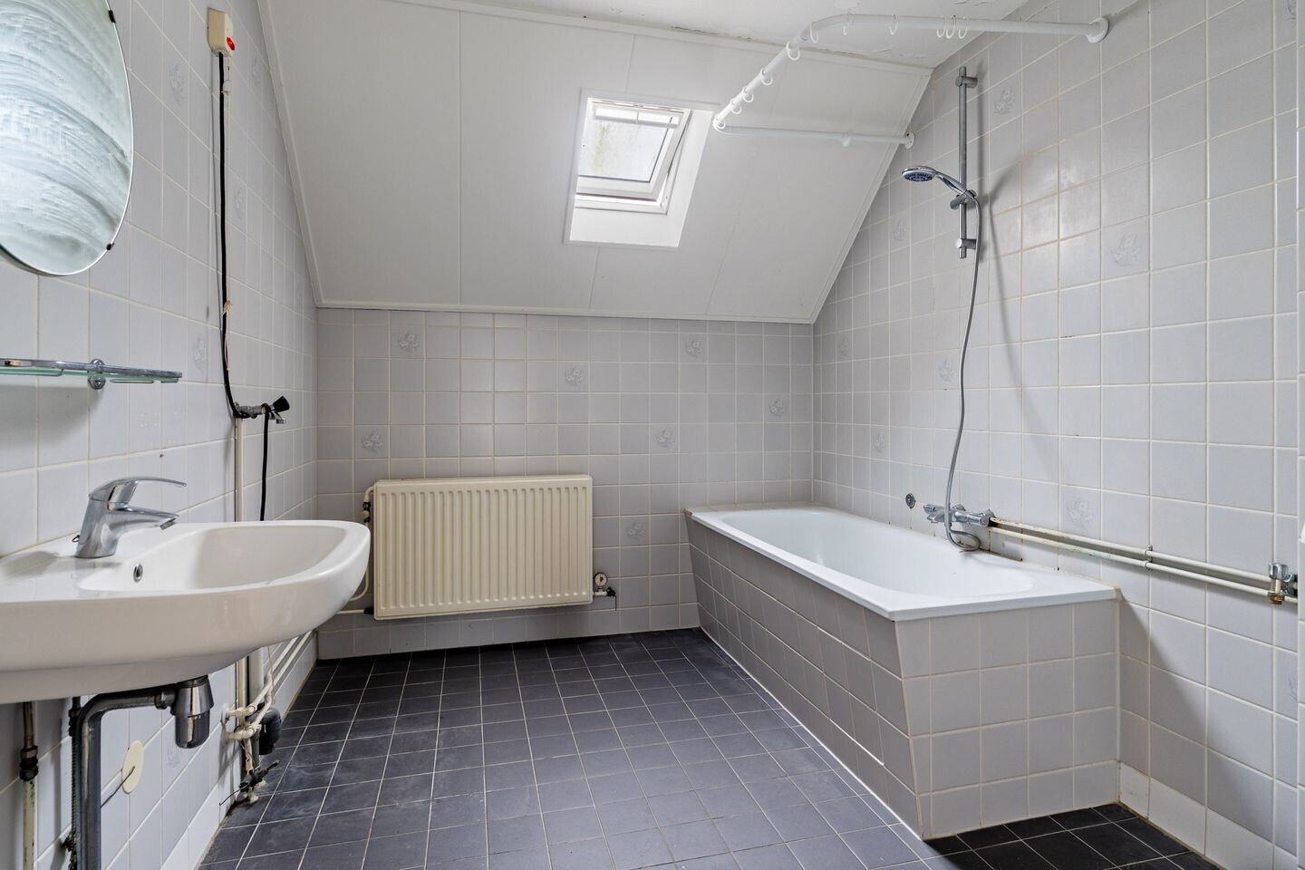 Tussenwoning te koop: Barten 27, Heerenveen