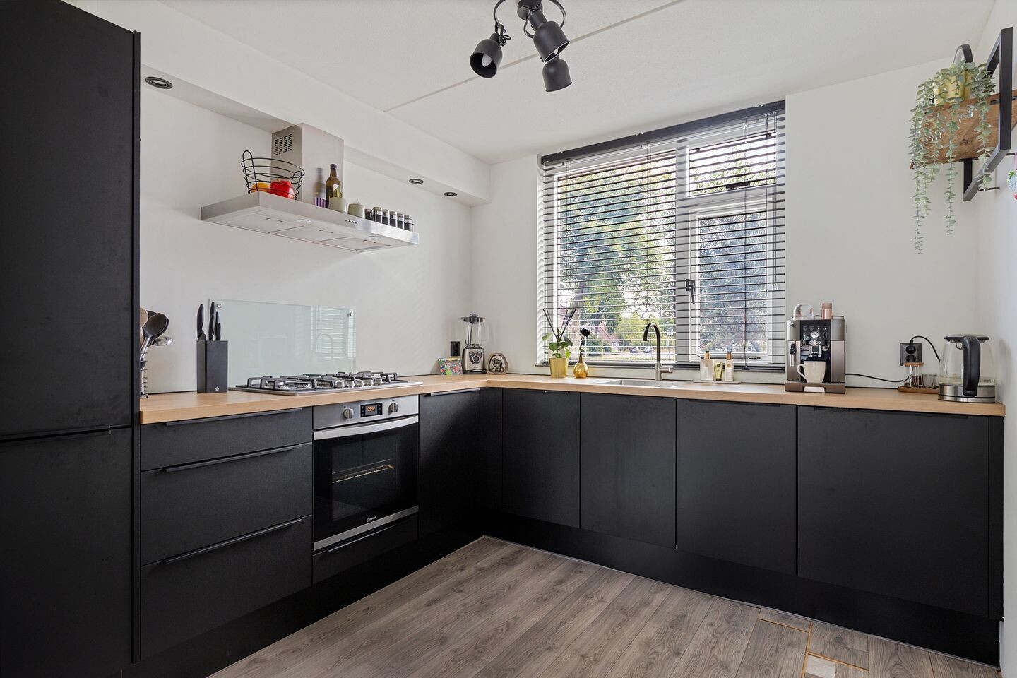Tussenwoning te koop: Barten 3, Heerenveen
