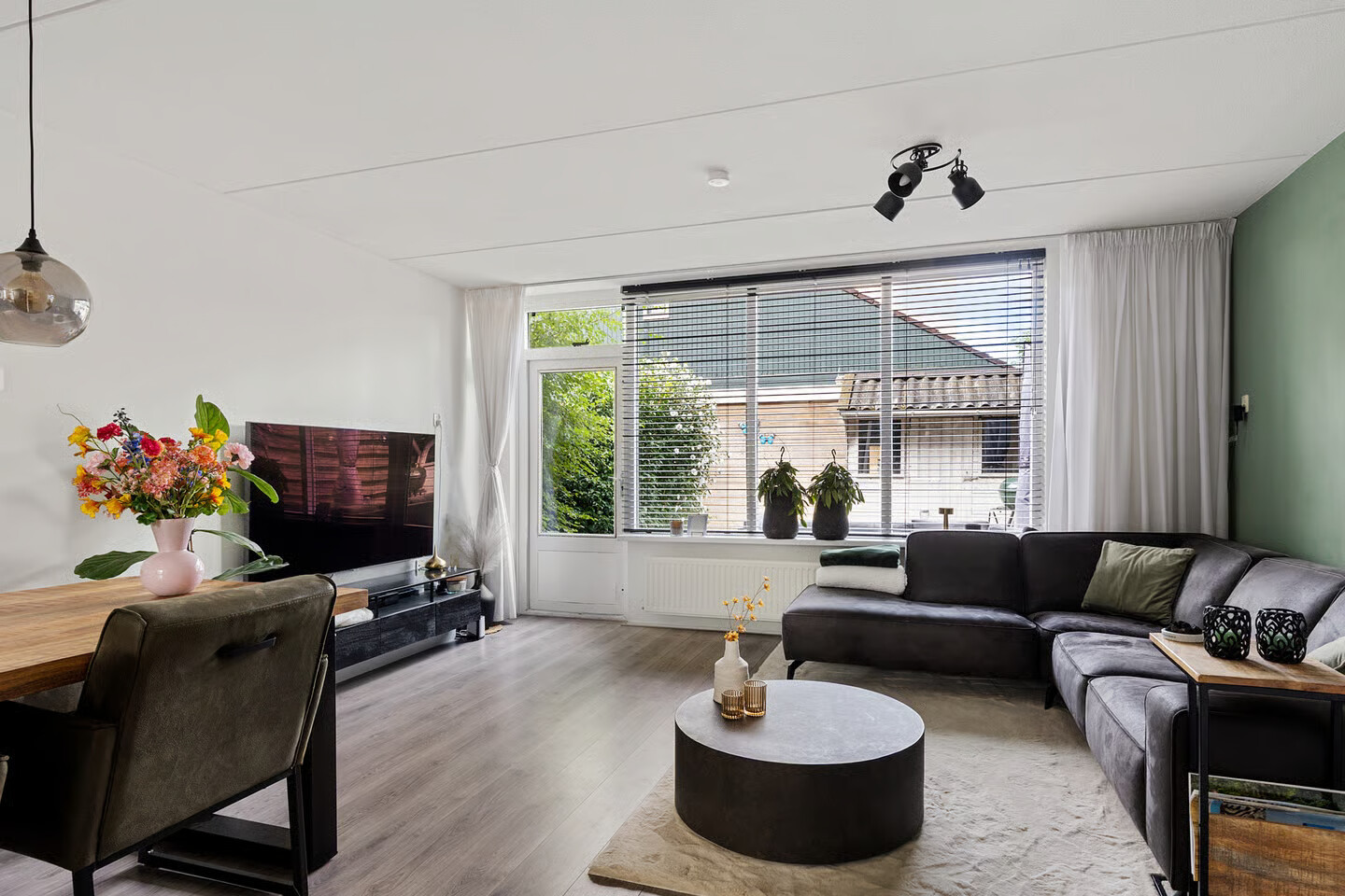 Tussenwoning te koop: Barten 3, Heerenveen