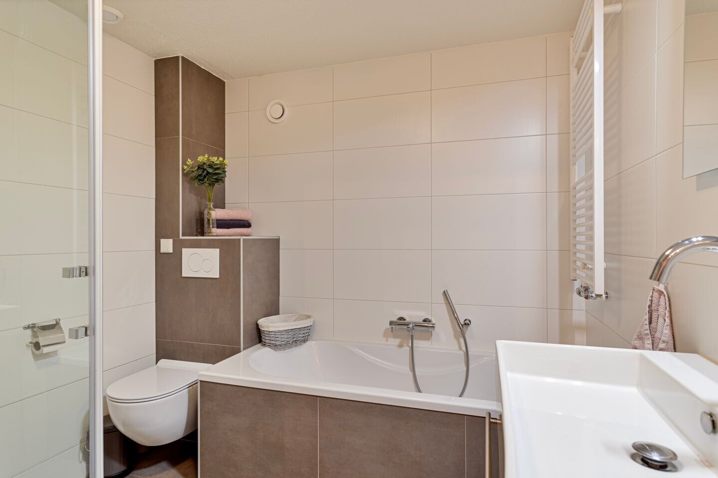 Tussenwoning te koop: Trekker 22, Heerenveen