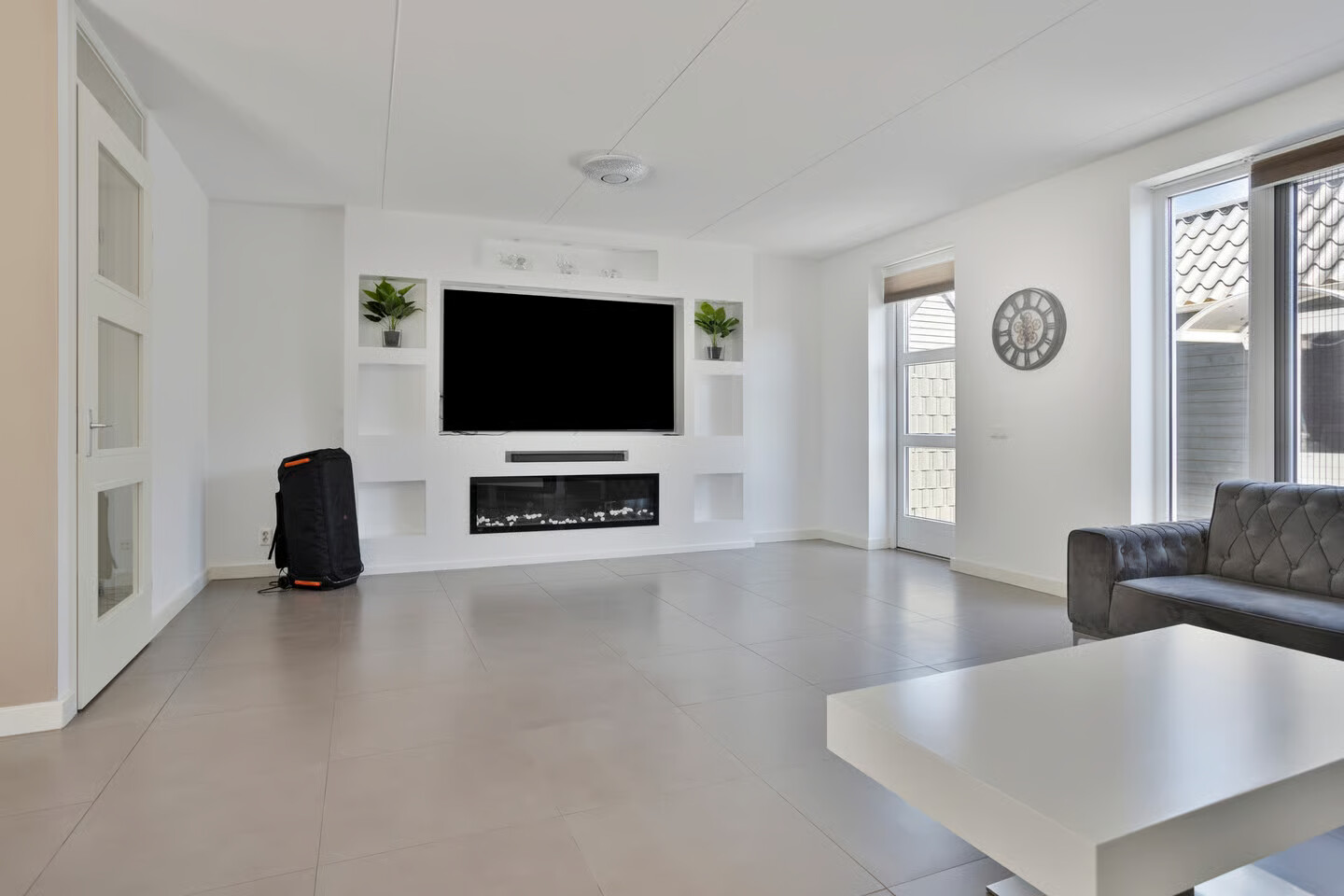 Hoekwoning te koop: Stadhouderlaan 49, Heerenveen