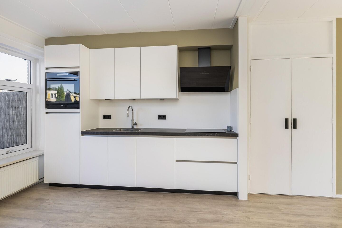 Tussenwoning te koop: Voltalaan 15, Oudeschoot