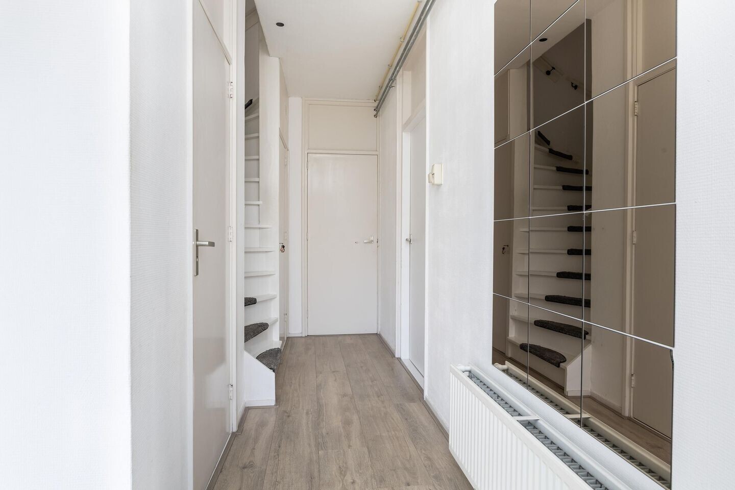 Tussenwoning te koop: Voltalaan 15, Oudeschoot