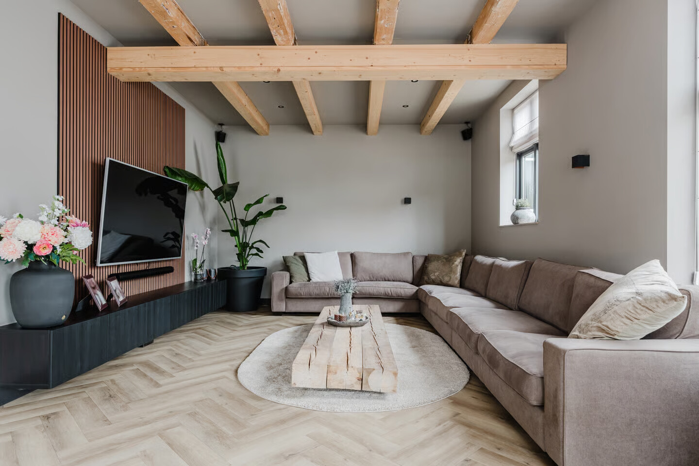 Vrijstaande woning te koop: Wolvegasterweg 2, Oudeschoot