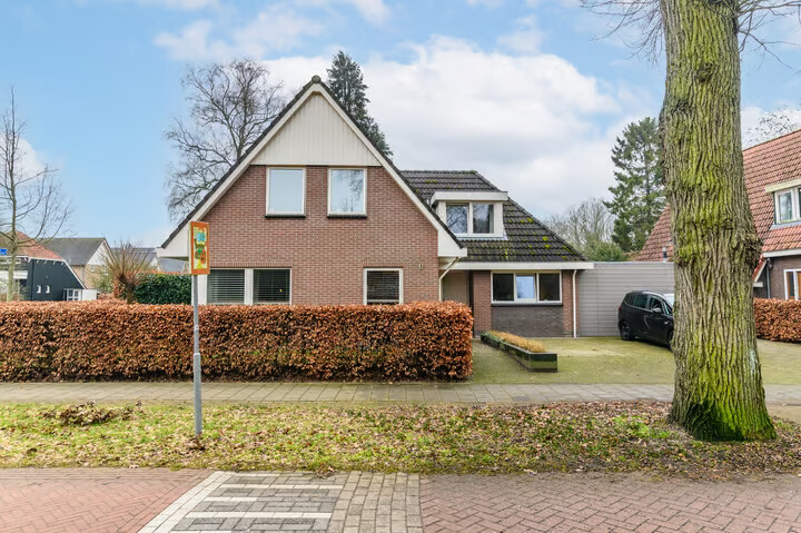 Vrijstaande woning te koop: Koningin Julianaweg 52, Oranjewoud
