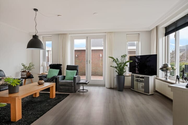 Vrijstaande woning te koop: Houtkampswyk 24, De Knipe