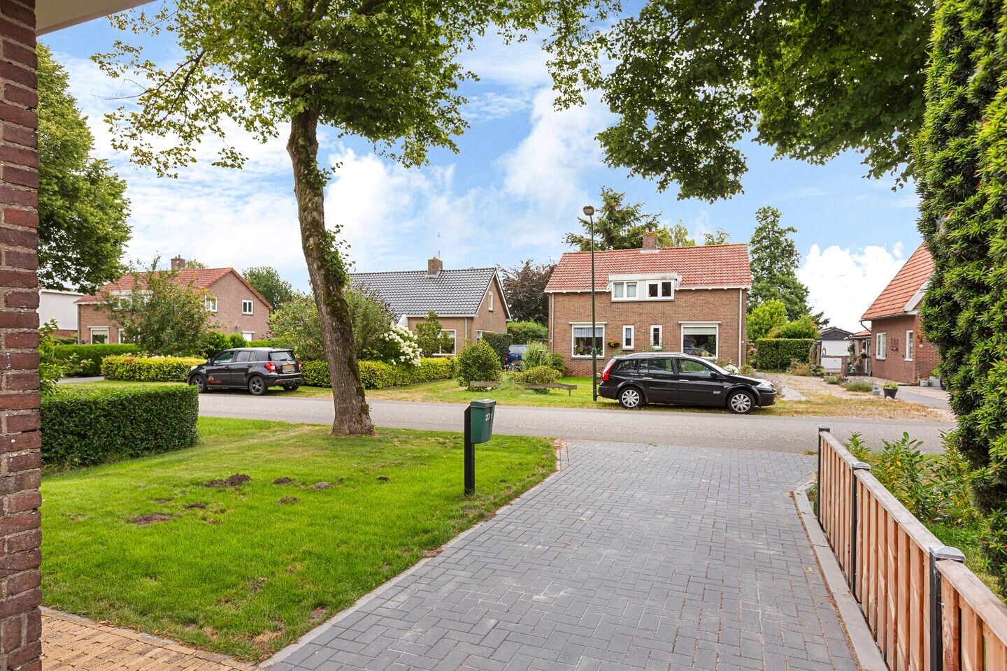 Vrijstaande woning te koop: Aengwirderweg 201, Luinjeberd