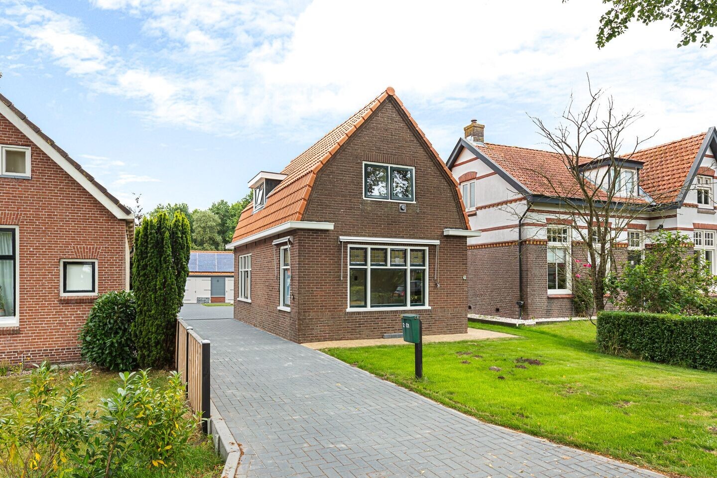 Vrijstaande woning te koop: Aengwirderweg 201, Luinjeberd