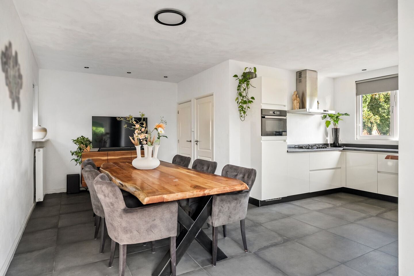 Vrijstaande woning te koop: Streek 77, Sintjohannesga