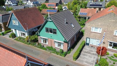 Dorpsstraat 12