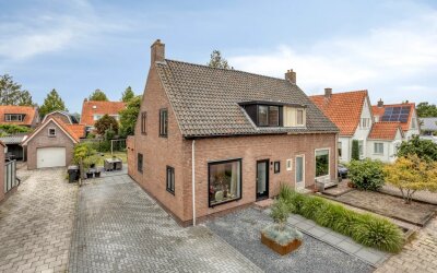 Andries Veenstrastraat 19