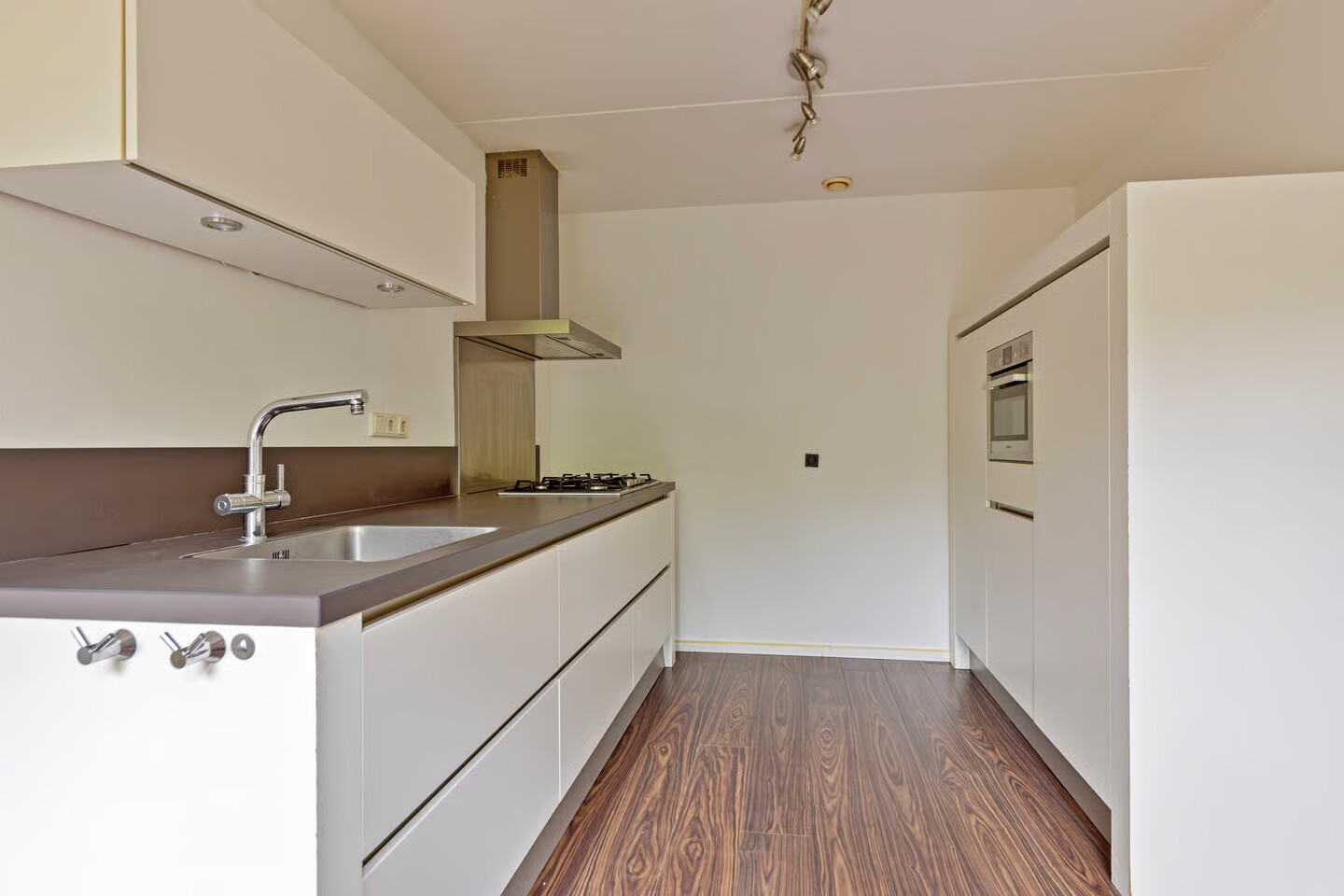 Twee-onder-één-kap te koop: Aloysiusstraat 9, Wolvega