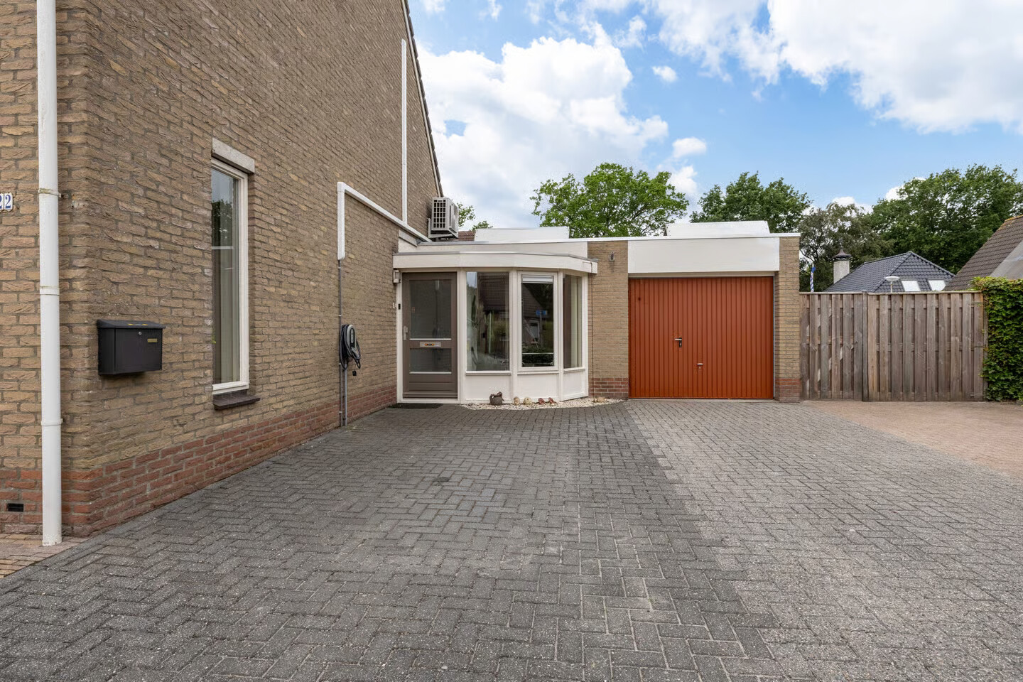 Twee-onder-één-kap te koop: Bremstraat 22, Wolvega