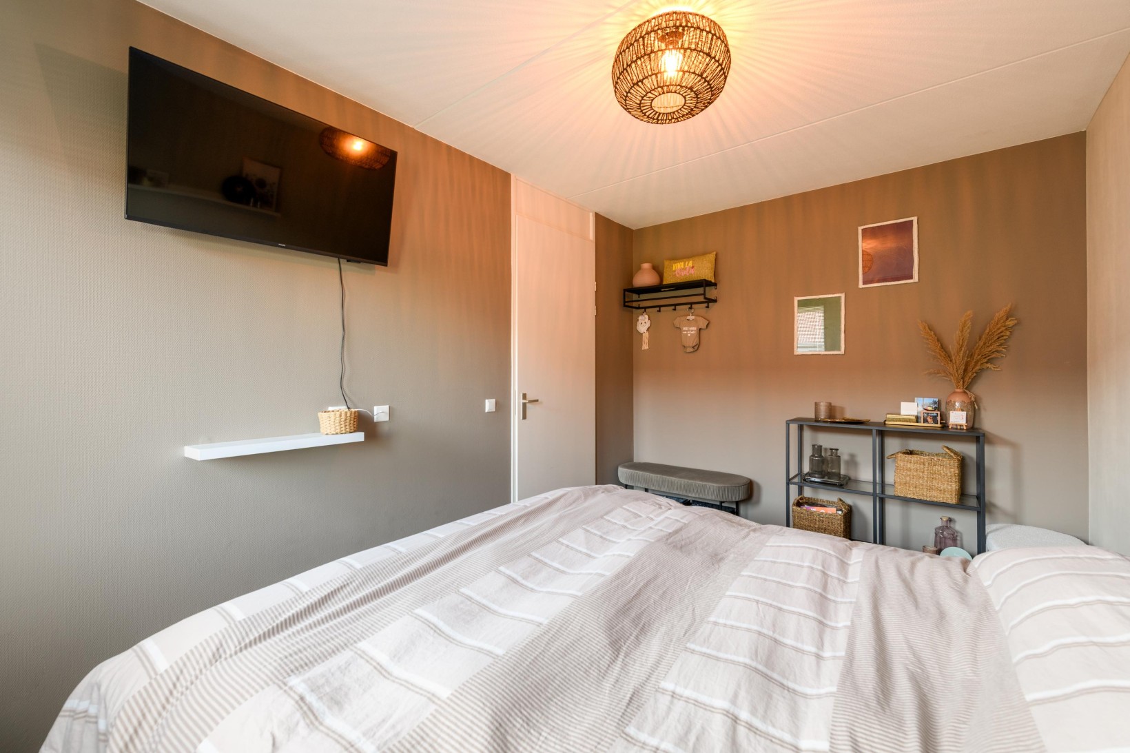 Tussenwoning te koop: Boswitje 5, Wolvega