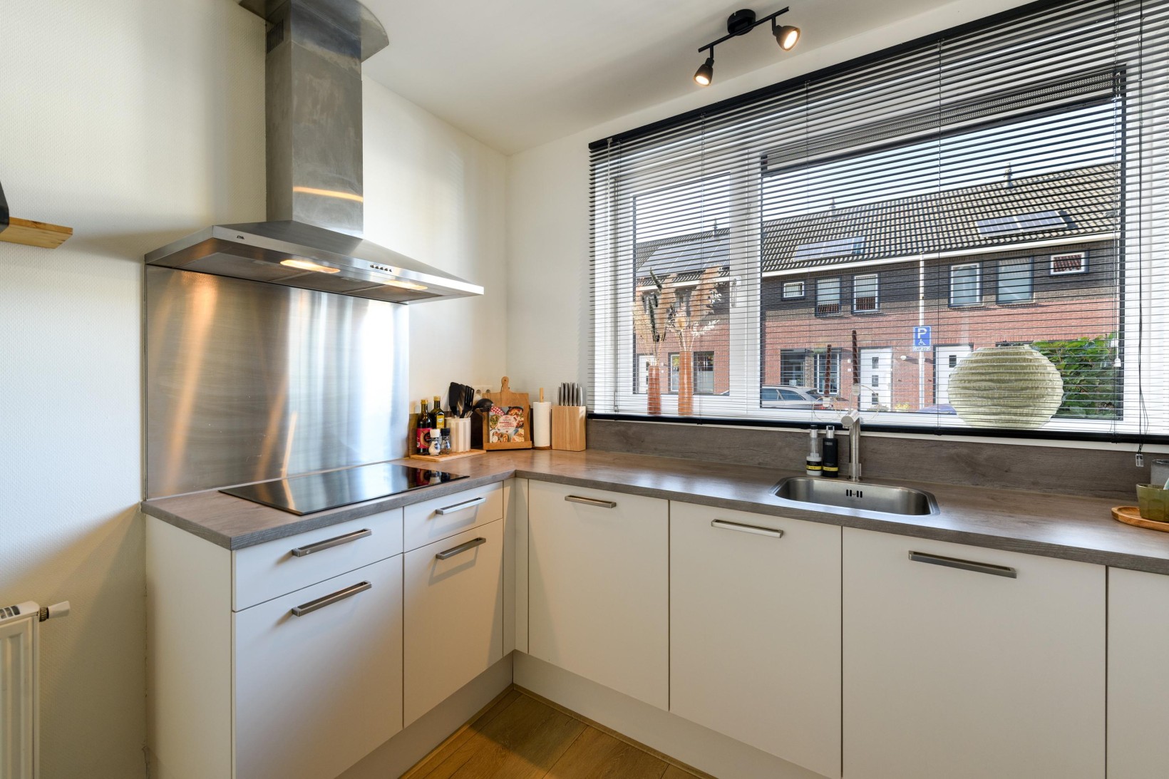 Tussenwoning te koop: Boswitje 5, Wolvega