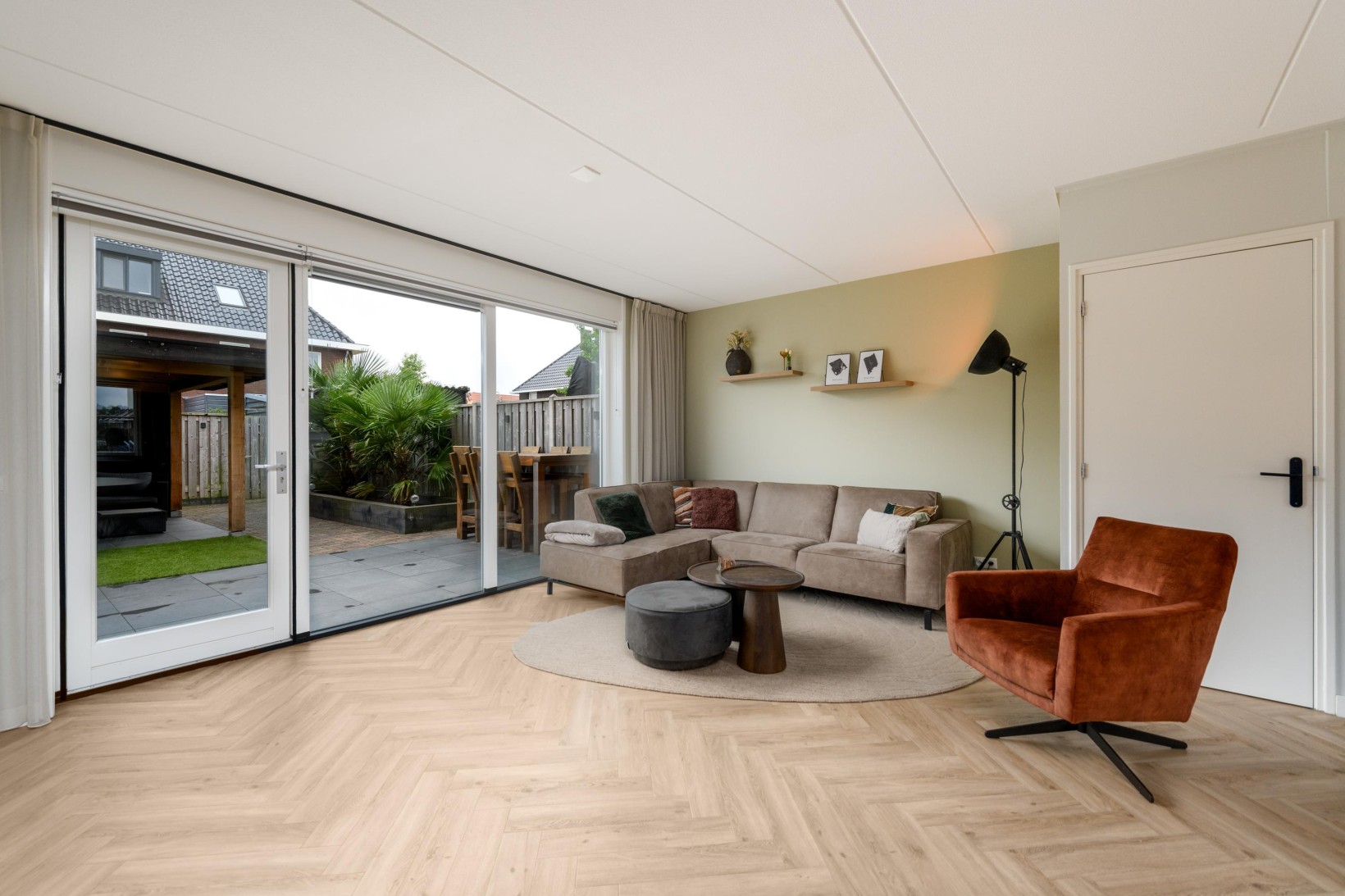 Tussenwoning te koop: Dagpauwoog 24, Wolvega