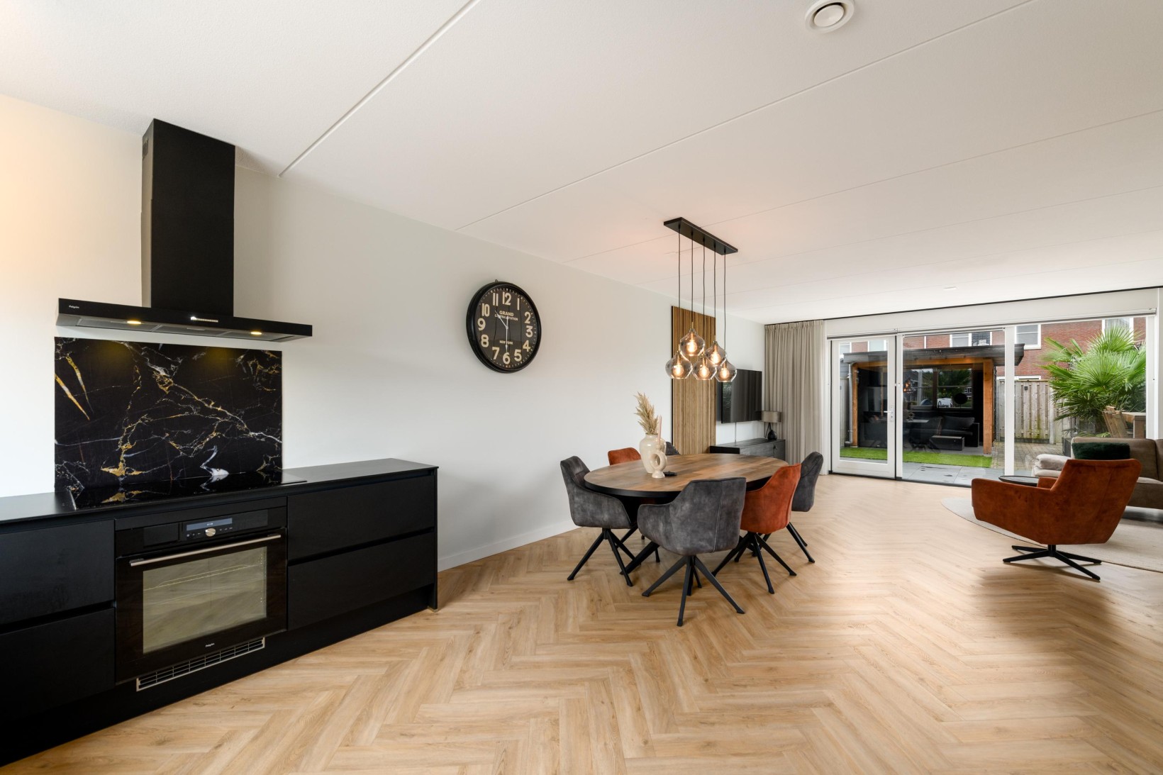 Tussenwoning te koop: Dagpauwoog 24, Wolvega